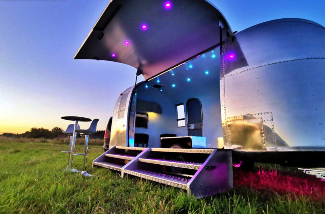 AIRSTREAM POP UP